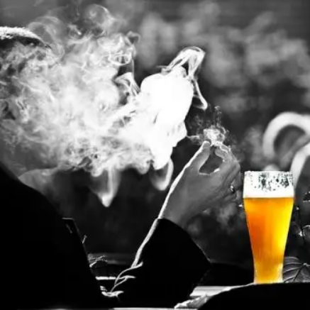 man-2181478_640-523x350